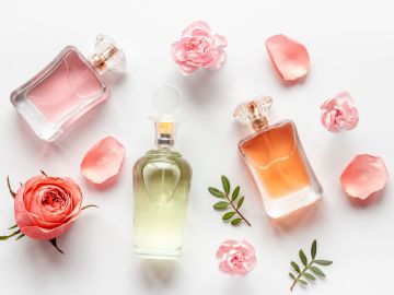 7 perfumes con notas de rosa para conseguir un aroma delicado, femenino y elegante