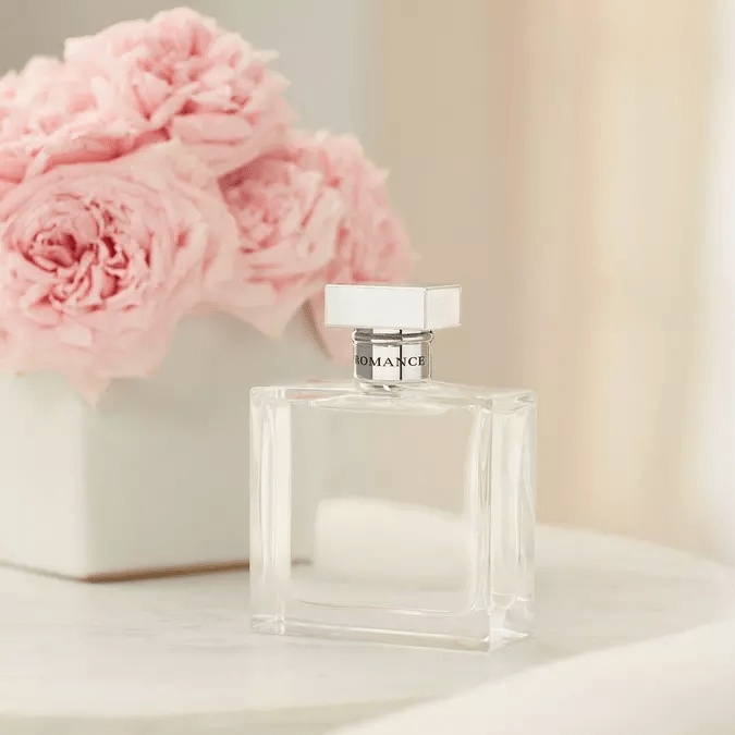 7 perfumes con notas de violeta para conseguir un aroma floral y muy romántico