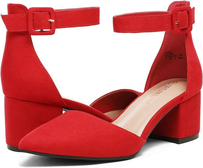 Tendencia de moda: 9 lindos zapatos de mujer en color rojo por menos de $25 dólares