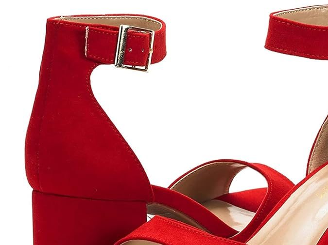 Tendencia de moda: 9 lindos zapatos de mujer en color rojo por menos de $25 dólares