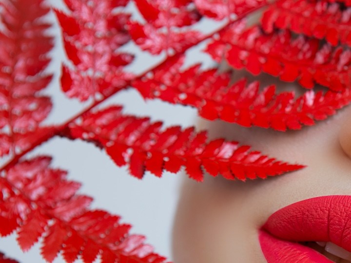 8 labiales rojos para la temporada que son buenos, populares y a un precio accesible