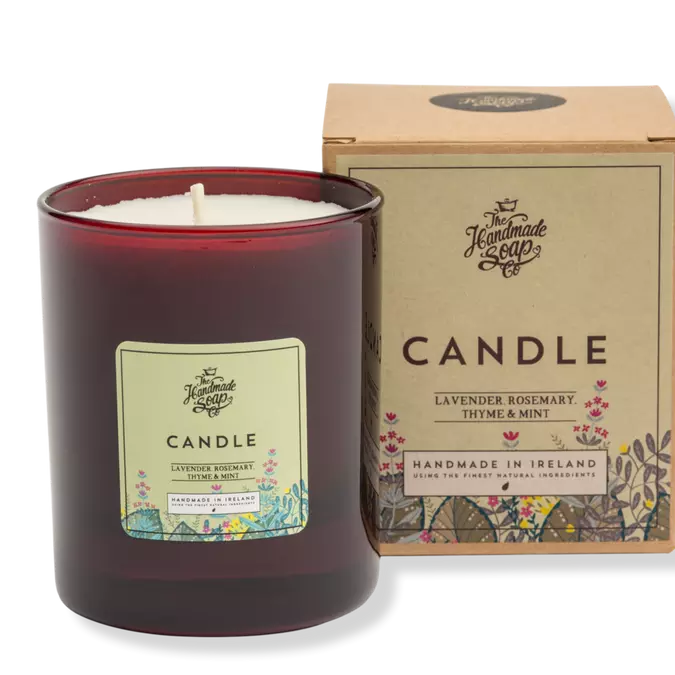 8 velas aromáticas de lavanda que le darán un toque de paz y armonía a tus espacios