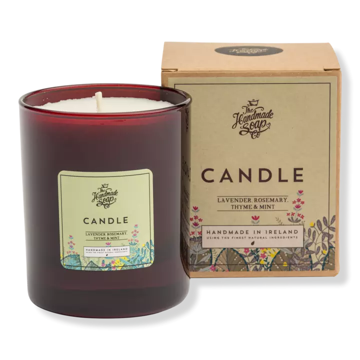 8 velas aromáticas de lavanda que le darán un toque de paz y armonía a tus espacios