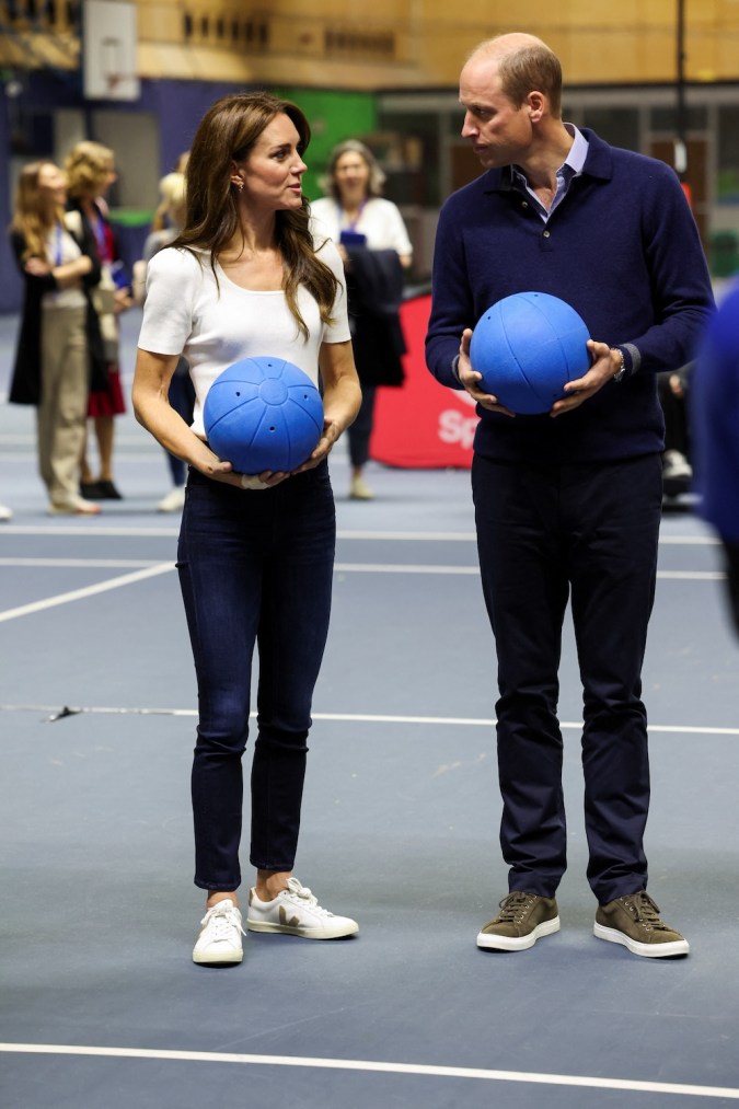 Captan tierno momento entre Kate Middleton y el príncipe William; los fans explotan de amor