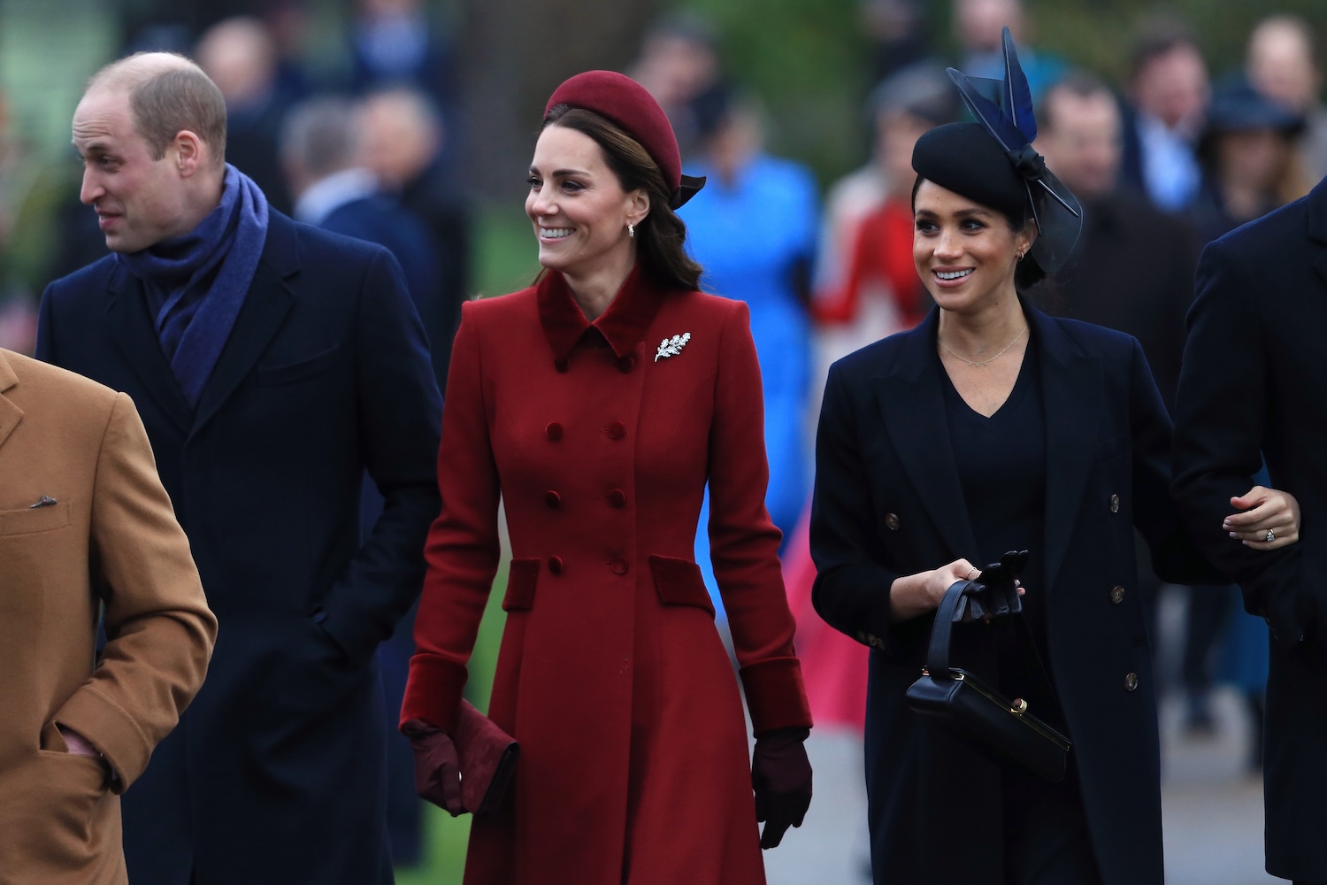 Señalan a Kate Middleton de ignorar a Meghan Markle en nuevo libro de la monarquía británica