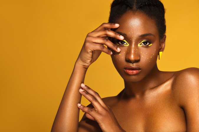 Maquillaje amarillo: 5 tutoriales de TikTok para crear un look hermoso y original