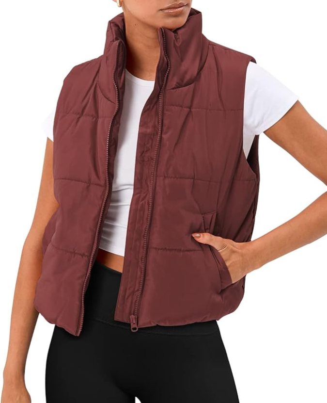 Moda en Amazon: 7 chalecos ‘puffer’ para cuidarte del frío con estilo desde $35 dólares