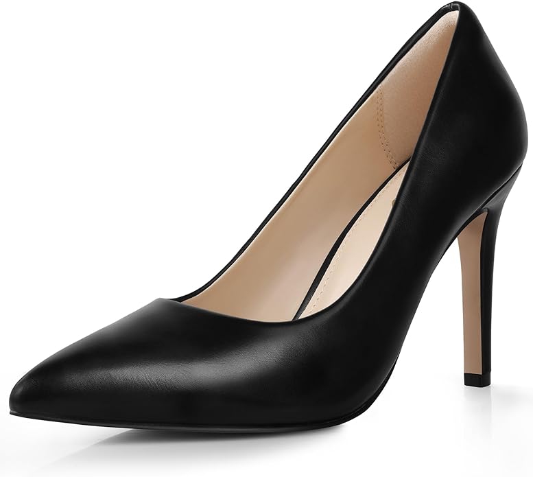 Moda en : 8 zapatos negros de tacón clásicos para toda ocasión desde  $30 dólares - Bien Bonita