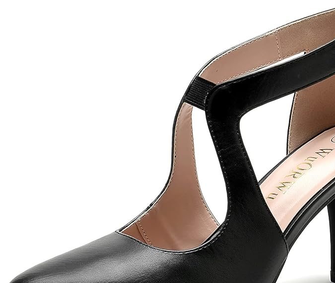 Moda en Amazon: 8 zapatos negros de tacón clásicos para toda ocasión desde $30 dólares