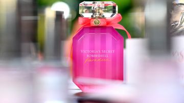 9 populares perfumes de Victoria’s Secret que te dejarán un aroma delicioso y sexy