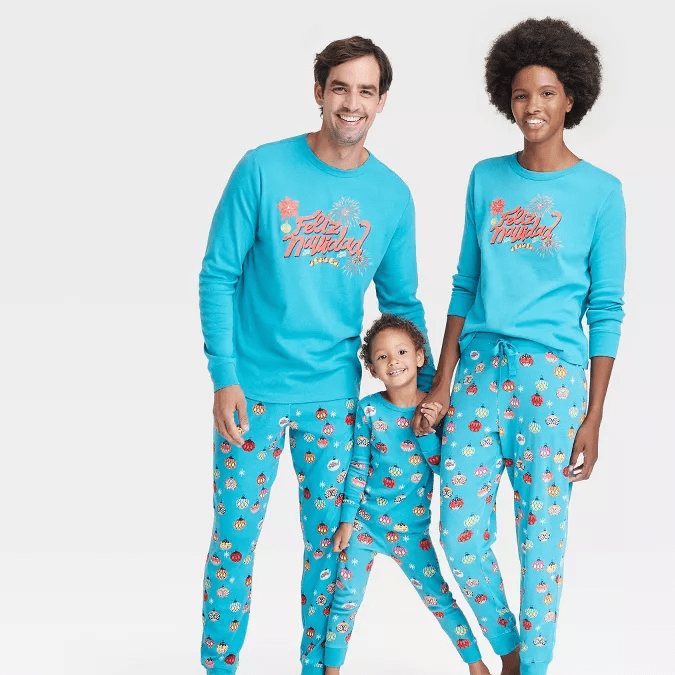 Pijamas navideñas para toda la familia que puedes comprar en Amazon y Target