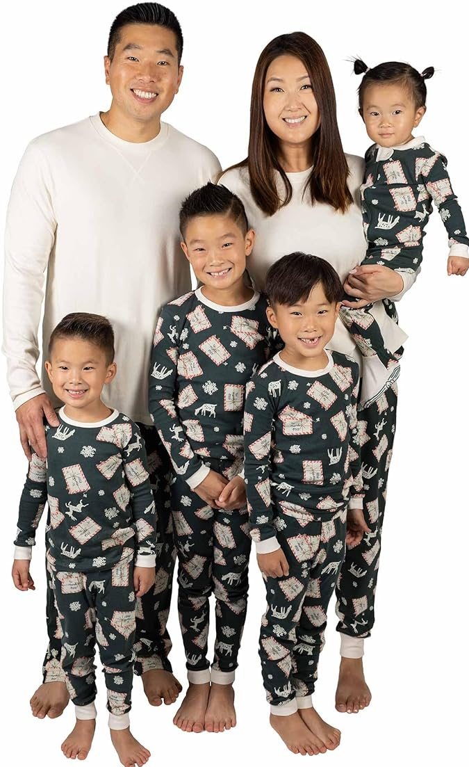 Pijamas navideñas para toda la familia que puedes comprar en Amazon y Target