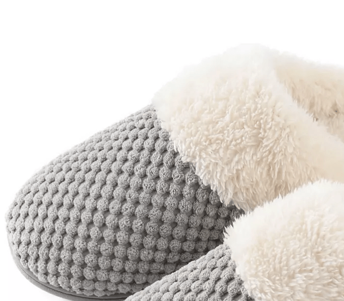 Regalos de Navidad para amigas: 8 cómodas y pantuflas de Target por menos de $20 dólares