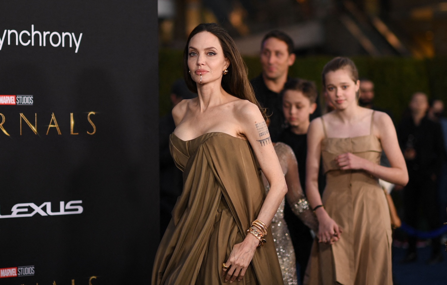 Angelina Jolie confiesa que sus hijos son sus mejores amigos porque "casi no tiene vida social"