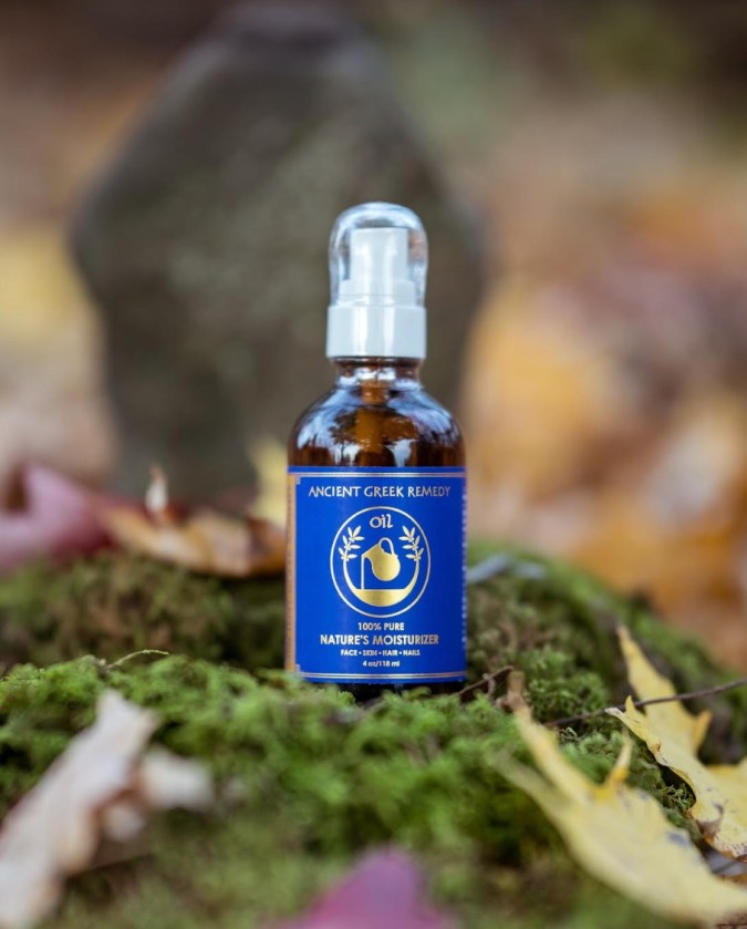 Conoce el aceite hidratante viral de $15 dólares en Amazon que puedes usar en piel y cabello