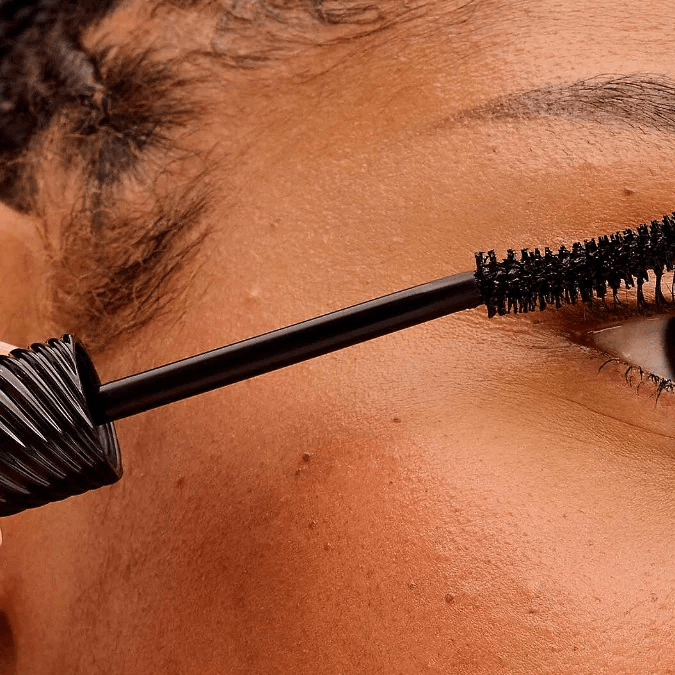 Conoce la máscara de pestañas de Benefit Cosmetics que se ha hecho viral en TikTok