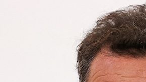 Dominic West, actor de ‘The Crown’, revela por qué ya no habla con el príncipe Harry