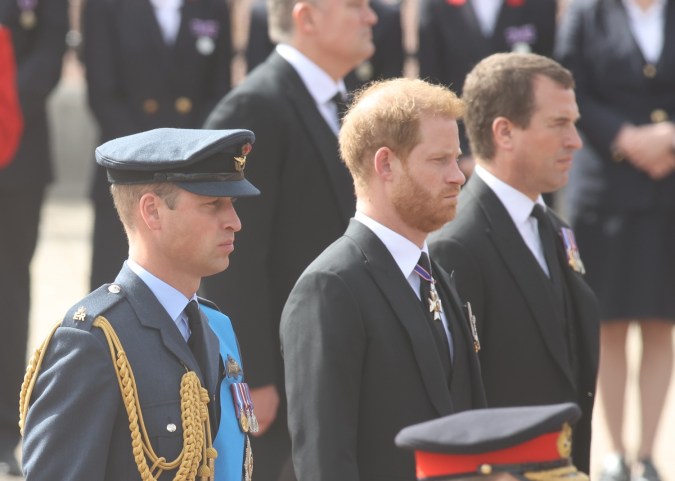 El drama del príncipe Harry se usó para quitar la atención de la infidelidad del príncipe William