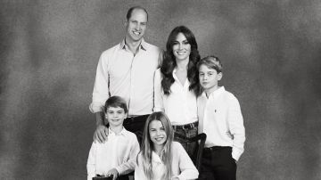 Kate Middleton y su familia envían mensaje subliminal en su tarjeta de Navidad 2023