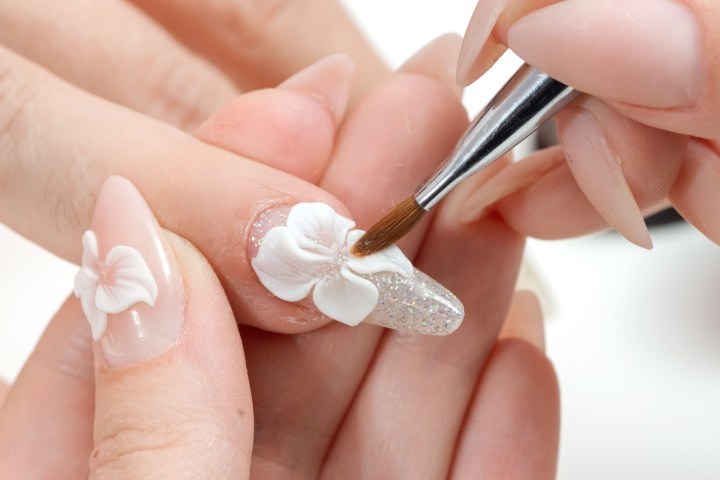 Lo que tienes que saber antes de usar ‘nail art’ 3D: qué es, pros y contras