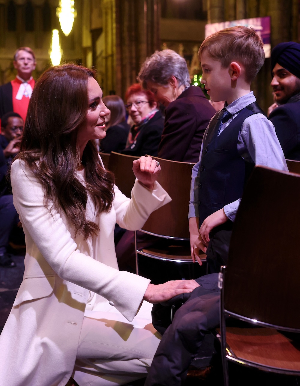 ¿Por qué los fans de Kate Middleton creen que su postal navideña fue retocada digitalmente?