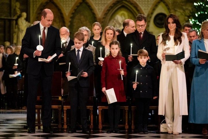 ¿Por qué los fans de Kate Middleton creen que su postal navideña fue retocada digitalmente?