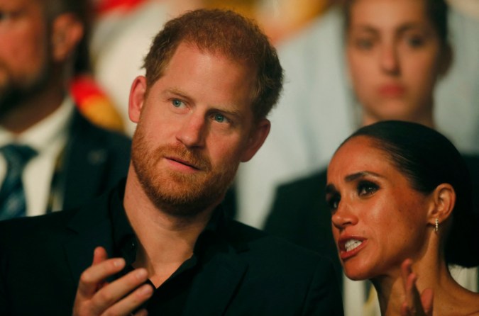 El príncipe Harry dice que teme por la seguridad de Meghan Markle y sus dos hijos