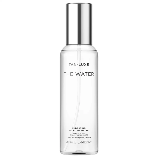 ¿Qué son las aguas bronceadoras? Cómo funcionan, pros y contras de este producto para la piel