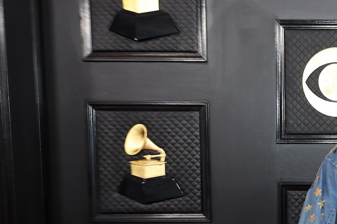 Quién es Benny Blanco, el nuevo novio de Selena Gómez que tiene divididos a sus fans