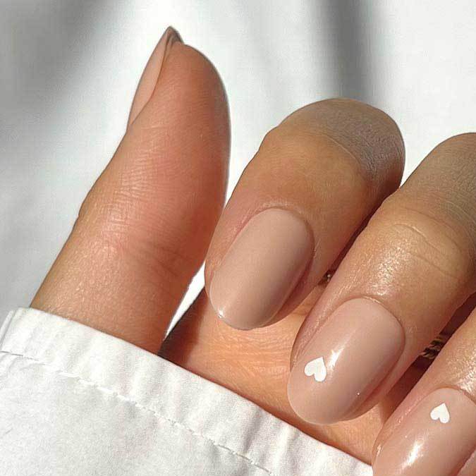 9 Glamnetic Press-On Nails que puedes regalar en las botas de Navidad, desde $15 dólares