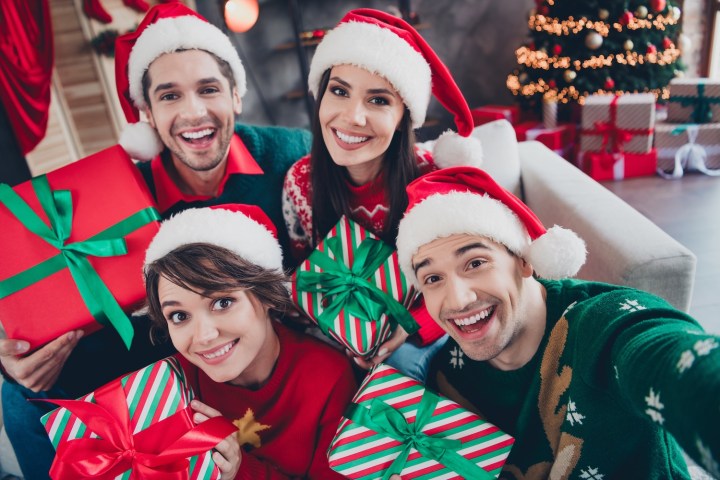8 regalos de Navidad unisex que puedes comprar en Amazon desde $9 dólares
