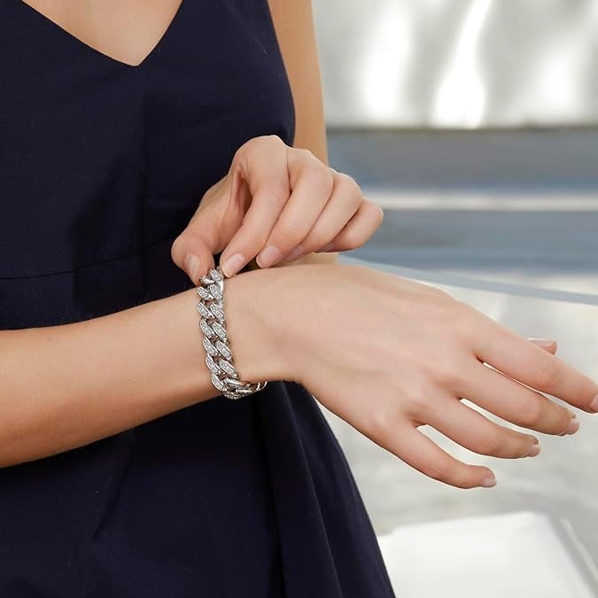 Regalos populares para Navidad: 8 pulseras de cadena cubana en Amazon desde $12 dólares