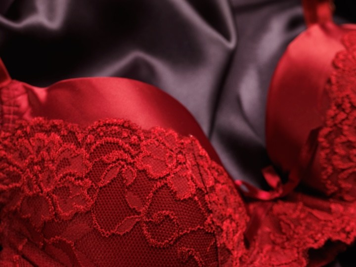 Adiós 2023: 8 ropa interior para Año Nuevo en color rojo por menos de $23 dólares