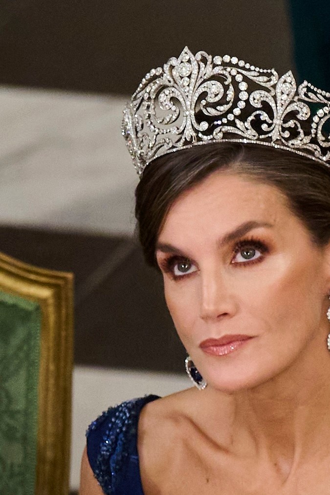 Supuesto amante de la reina Letizia confirma públicamente la relación extramarital