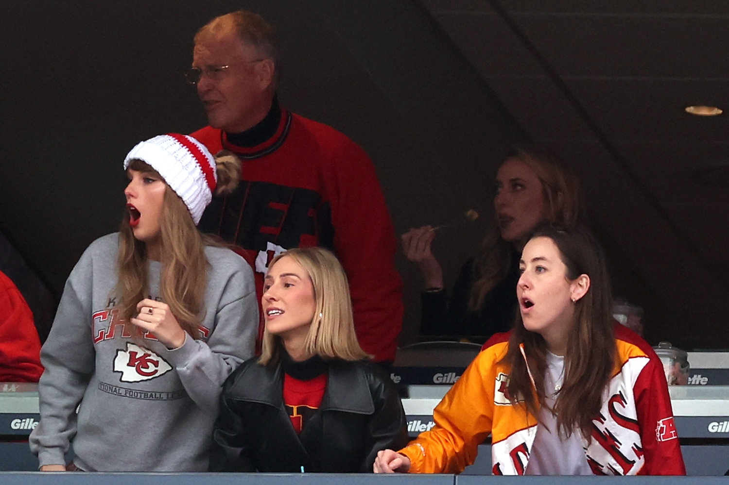 VIDEO: Taylor Swift fue abucheada en un partido de la NFL y así reaccionó la cantante