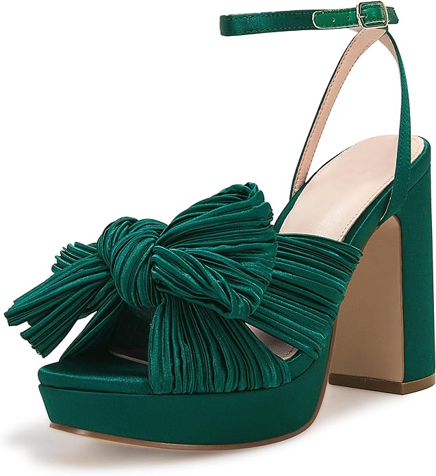 Tendencias de moda 2024: 8 tacones con moños que puedes comprar desde $38 dólares