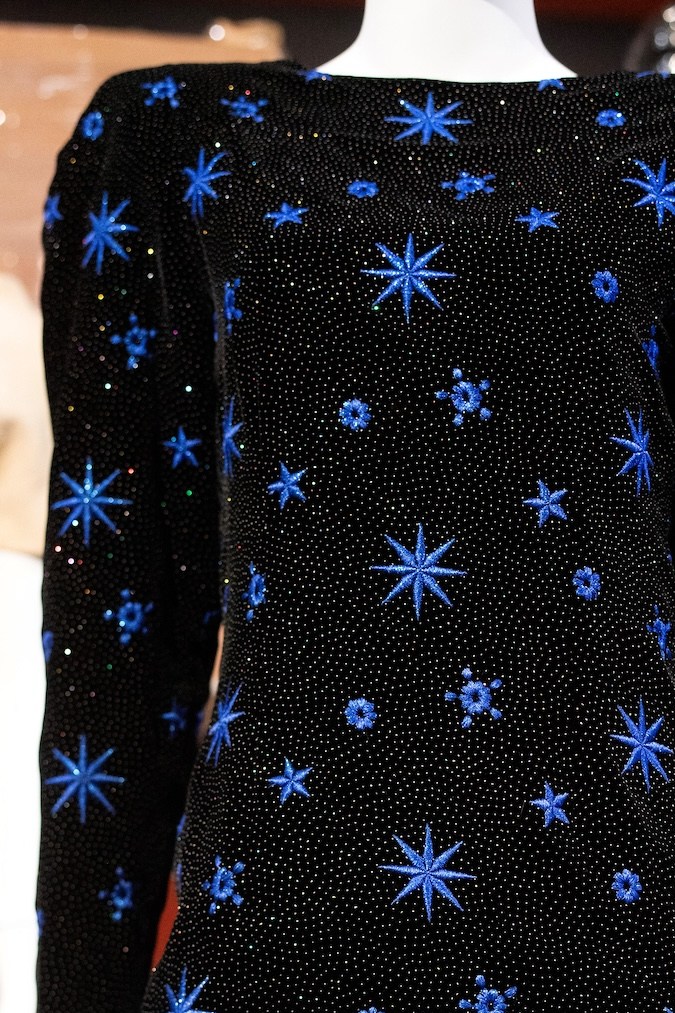 Vestido de Lady Di se subasta por $1.1 millones de dólares, 11 veces más del precio estimado