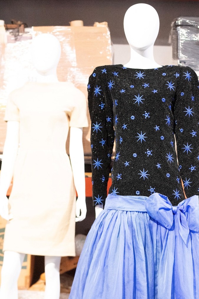 Vestido de Lady Di se subasta por $1.1 millones de dólares, 11 veces más del precio estimado
