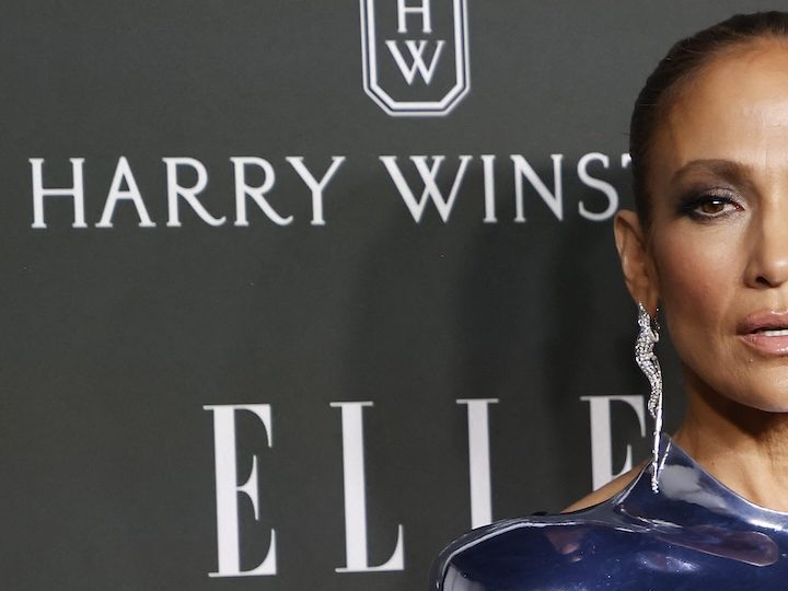Jennifer Lopez usó unas botas altas de $543 dólares y en Amazon hay dupes desde $45 dólares