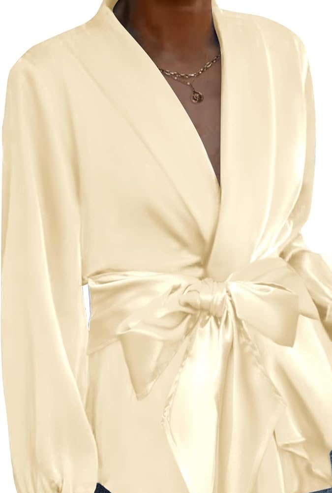 Blusa de ACEVOG de venta en Amazon.