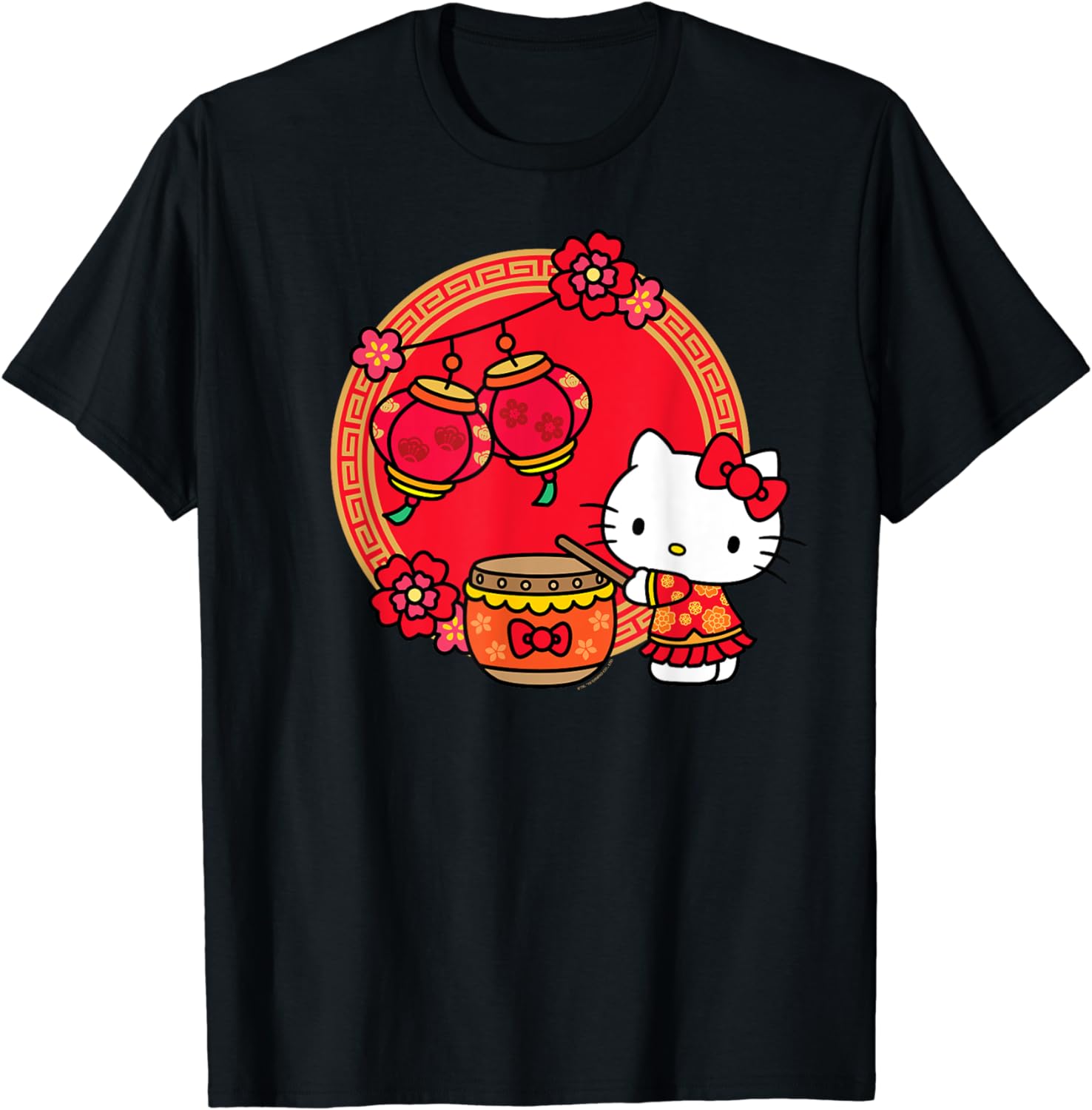 Playera de Hello Kitty de venta en Amazon.