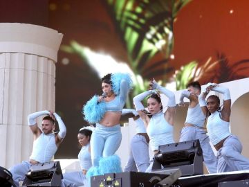 Coachella 2024: qué artistas latinos se presentarán en el popular festival de música