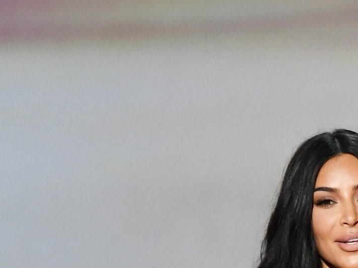 Kim Kardashian y Kendall Jenner usan este shampoo de $4 dólares para conseguir un pelo suave