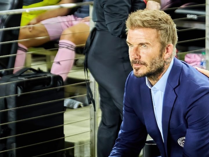David y Victoria Beckham recrean momento viral en su comercial con Uber Eats para el Super Bowl