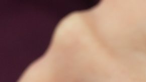 Despídete de las manos secas con vaselina: el tratamiento más fácil para probar en casa