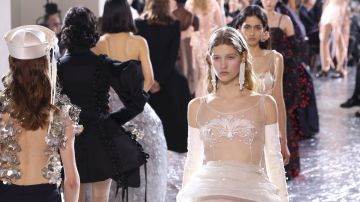 Jean Paul Gaultier Haute Couture SS24: 4 tendencias de belleza que vimos sobre la pasarela