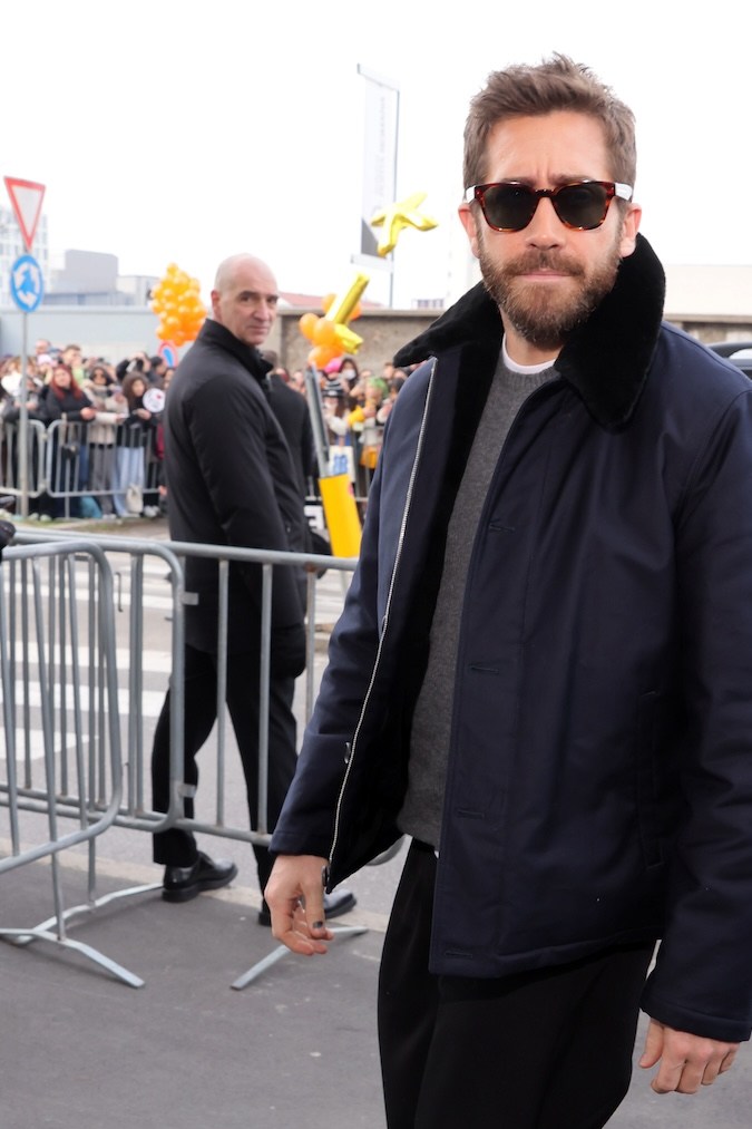 Jake Gyllenhaal en Milan Fashion Week Men's 2024.