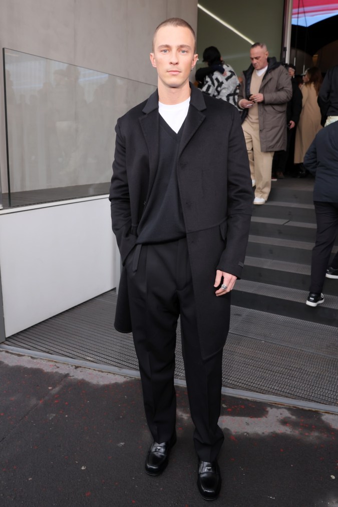 Drew Starkey en Milan Fashion Week Men's 2024.