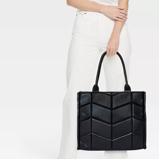 Moda 2024: 8 versátiles bolsos tipo tote que puedes sumar a tu look desde $10 dólares