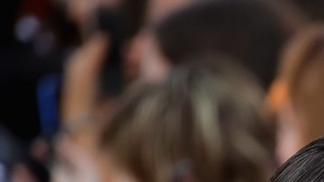 ¿Por qué algunas celebridades no firman sus autógrafos con tinta azul?